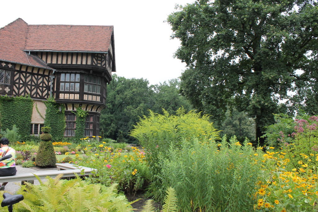 Relexa Schlosshotel Cecilienhof Potsdam Exteriör bild