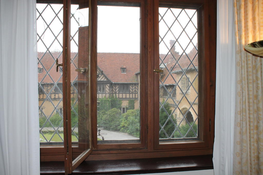 Relexa Schlosshotel Cecilienhof Potsdam Exteriör bild