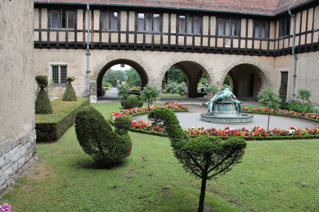 Relexa Schlosshotel Cecilienhof Potsdam Exteriör bild